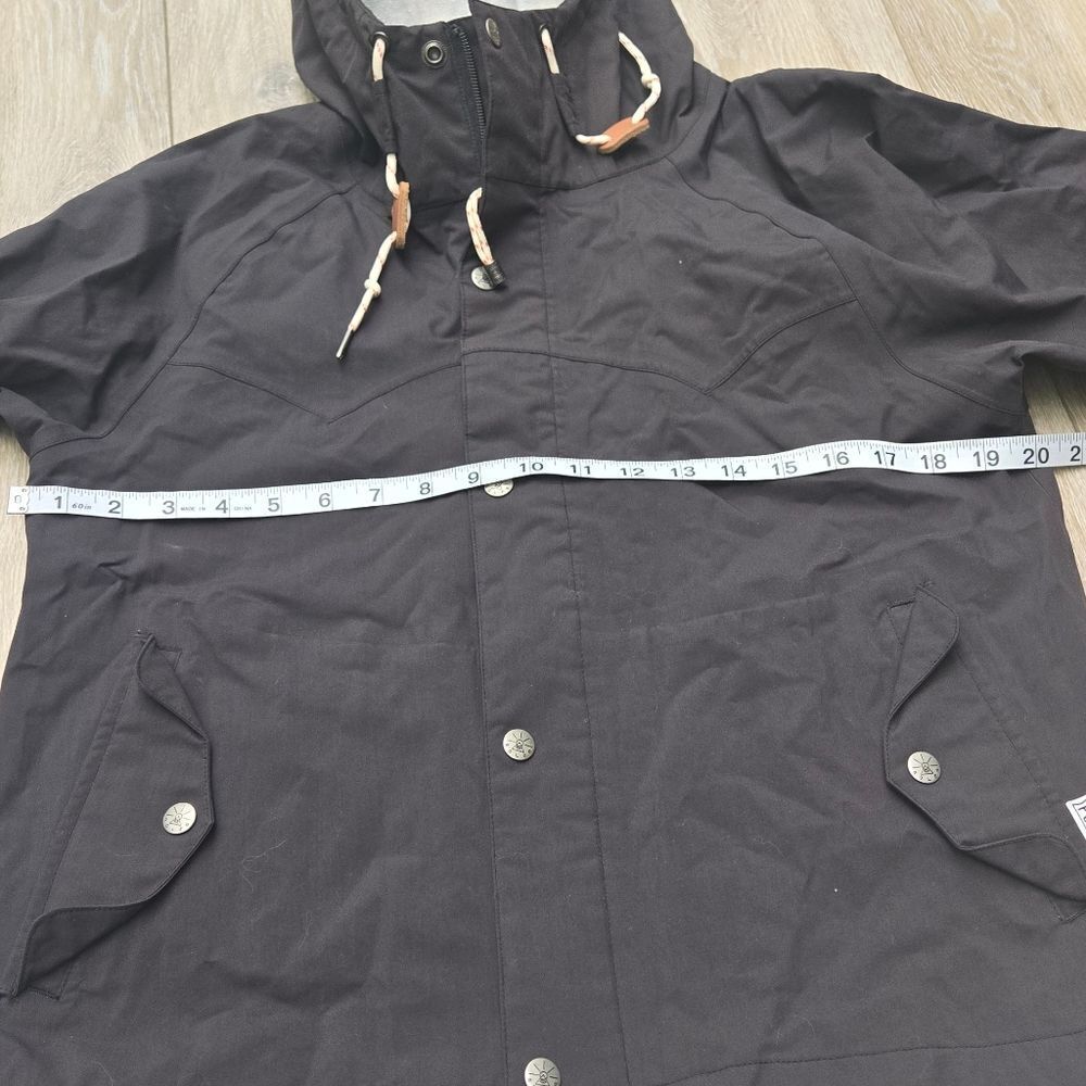 Poler Women's 2.5L BIRCH JACKET Camp Vibes Dark Gray Size Med fall - Picture 11 of 13